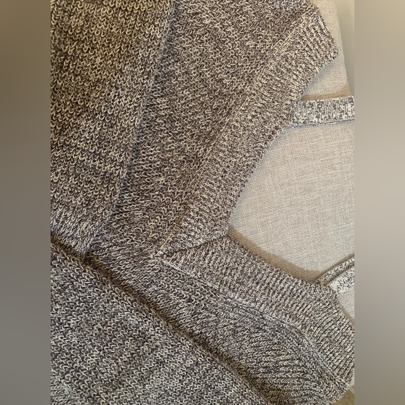 Dynamite Off-The-Shoulder Sweater - Small - Picture 4 of 7